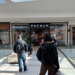 PacSun