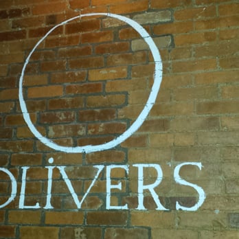 Oliver's Pizza & Pub - Rare craft beers, wines, and liquors in a casual house setting. - Pizza Near Me - Peoria, Illinois Oliver's Pizza & Pub - Rare craft beers, wines, and liquors in a casual house setting. - Pizza Near Me - Peoria, Illinois