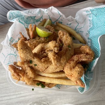 Mr. Shrimp Cajun Kitchen - Fried shrimp and fish - Cajun/Creole Near Me - Pompano Beach, Florida