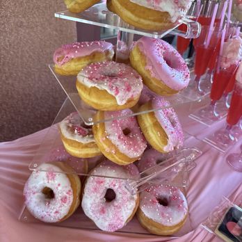 Private Parties LA - Donuts - Party & Event Planning Near Me - Simi Valley, California Private Parties LA - Donuts - Party & Event Planning Near Me - Simi Valley, California