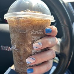 KMZ Nails & Spa