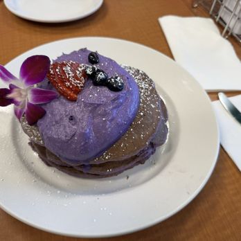 Guieb Cafe - Ube pancakes - New American Near Me - Aiea, Hawaii