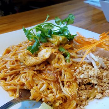 Manaow - Thai Near Me - Long Beach, California Manaow - Thai Near Me - Long Beach, California