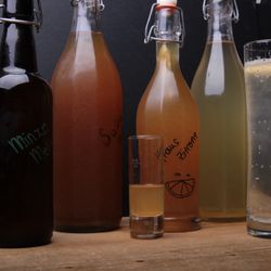Gasthaus Ahorner - Bei uns gibt's hausgemachte Sirupe