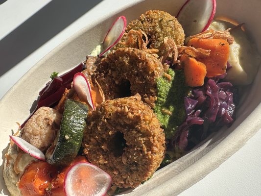 INDNON Cafe & Bistro by null