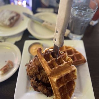 Homesteader - Chicken and waffles - New American Near Me - Kansas City, Missouri Homesteader - Chicken and waffles - New American Near Me - Kansas City, Missouri