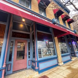 The Dive Bar - Exterior
