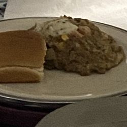 Indigo Manor - This is supposed to be Shepherds Pie ? I would not feed this to my dog especially while your entire room smells like diarrhea!