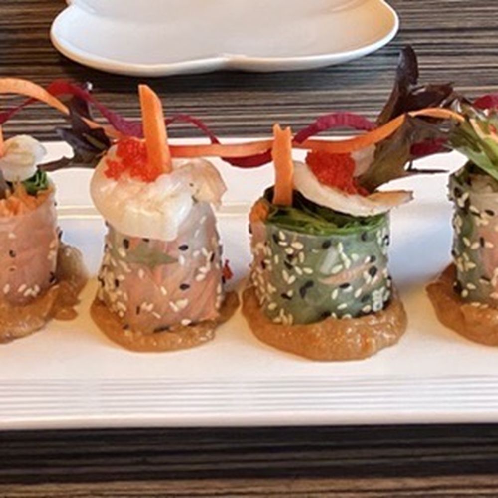 Mint Leaf Cuisine - Fresh spring rolls with shrimp and peanut sauce - Asian Fusion Near Me - Saratoga, California Mint Leaf Cuisine - Fresh spring rolls with shrimp and peanut sauce - Asian Fusion Near Me - Saratoga, California