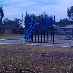 Eyre Crescent Reserve