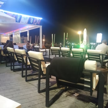 Cantante Cafe - Tranquilo, buen servicio, musica en vivo, buenas vistas... Un rato agradable... - Spanish Near Me - Corralejo, GC
