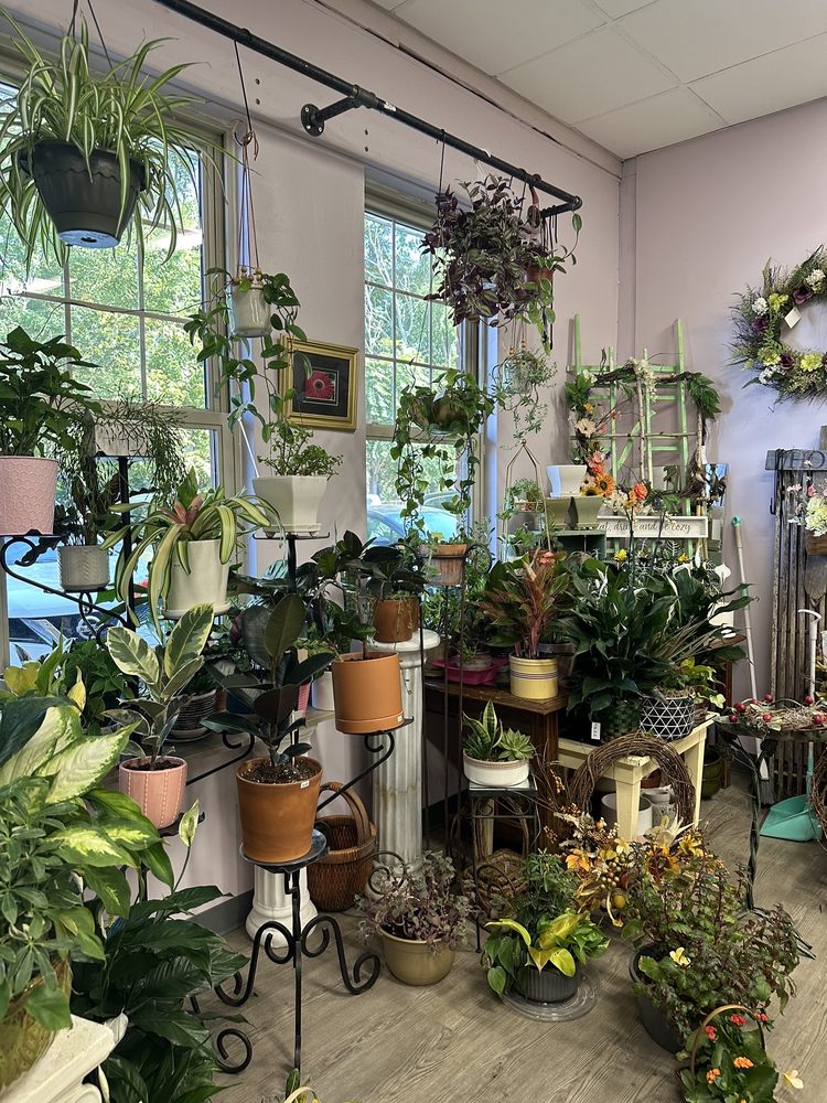 A Secret Garden-Floral Design