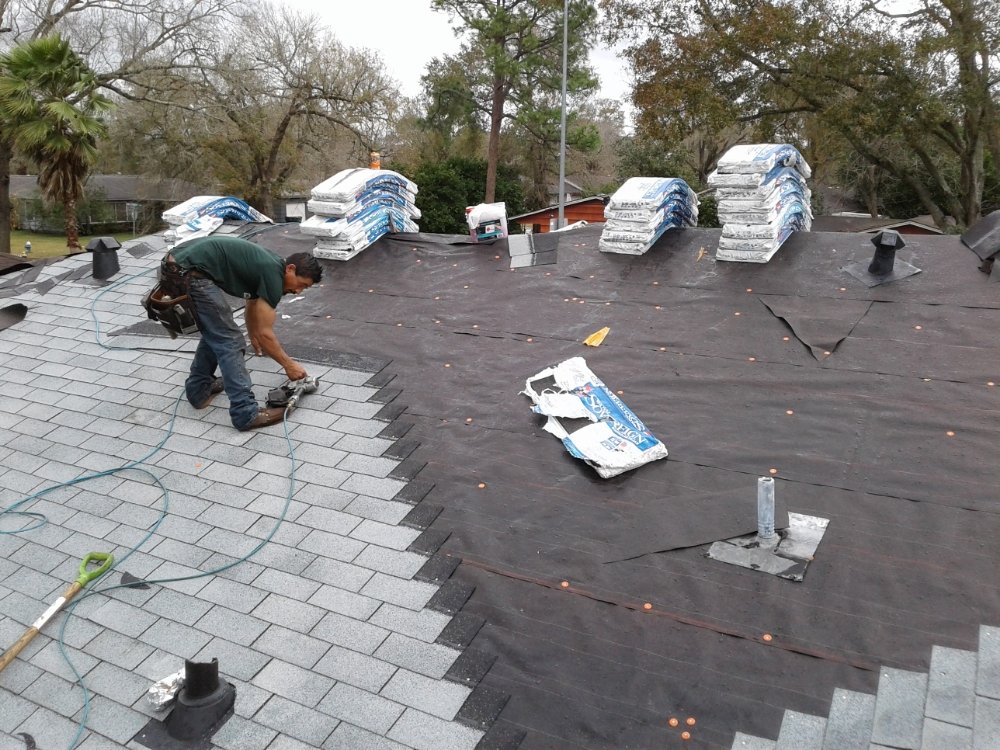 Slide of J&N Roofing