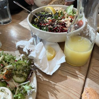 Le Pain Quotidien - Breakfast & Brunch Near Me - Encino, California Le Pain Quotidien - Breakfast & Brunch Near Me - Encino, California