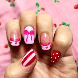 I NAILS & SPA - Love my Valentines day nails
