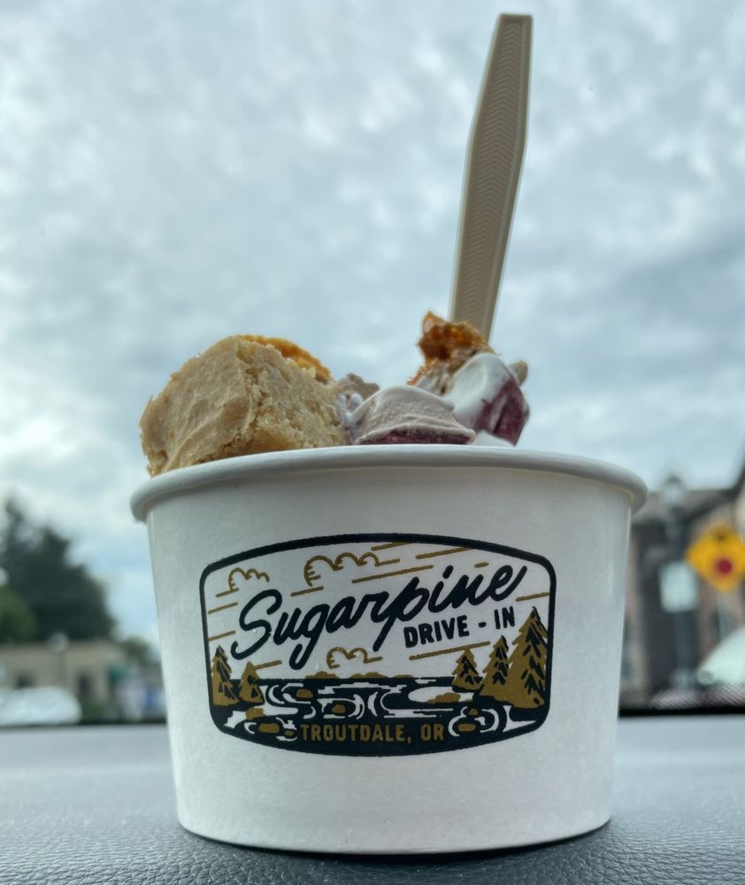 SUGARPINE DRIVEIN Updated September 2024 1040 Photos & 555 Reviews