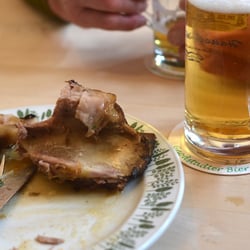 Hausbrauerei und Brauerei- Gasthof Düll, Martin Rank - Gasthof Düll | Stattnachspeise | Düll-Pils