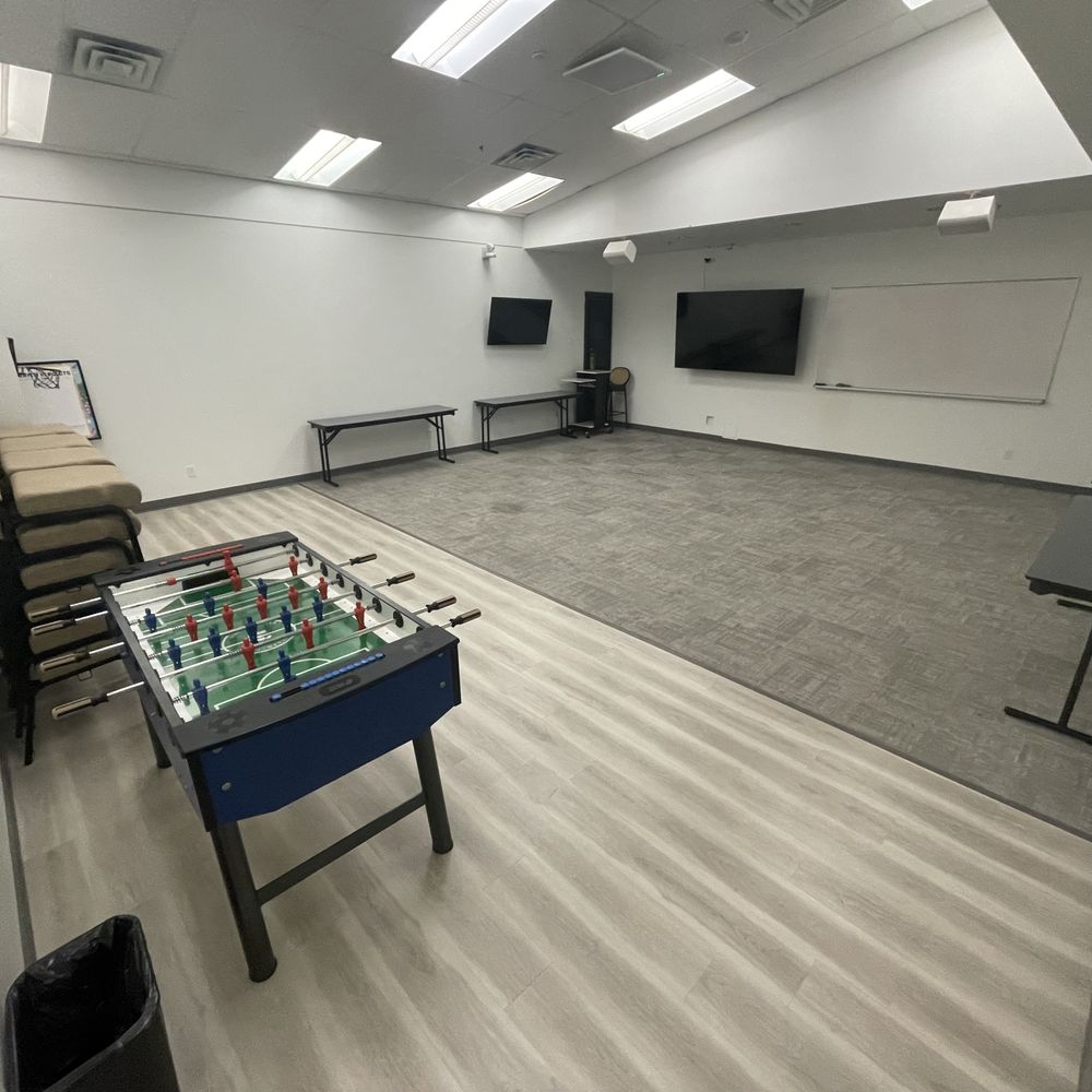 Emmanuel Bible College - One of the classrooms - Colleges & Universities Near Me - Kitchener, Ontario Emmanuel Bible College - One of the classrooms - Colleges & Universities Near Me - Kitchener, Ontario
