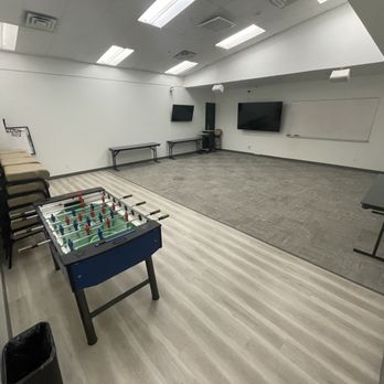 Emmanuel Bible College - One of the classrooms - Colleges & Universities Near Me - Kitchener, Ontario Emmanuel Bible College - One of the classrooms - Colleges & Universities Near Me - Kitchener, Ontario
