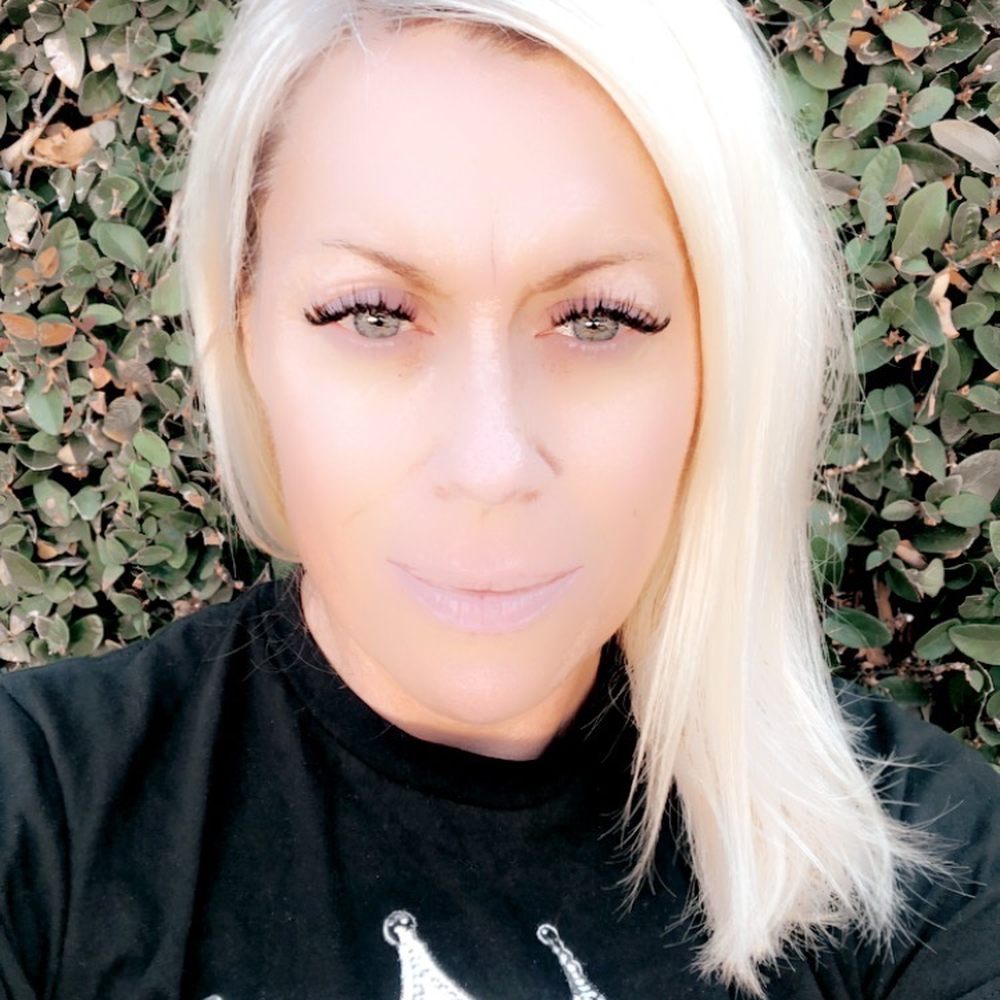 LASHES BY MARIA LASHES BY MARIA