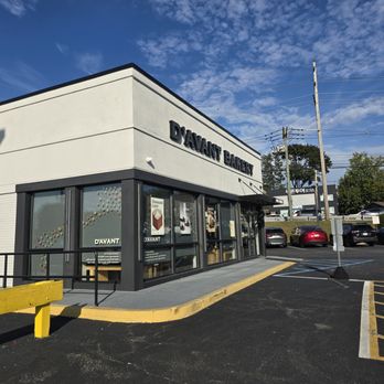D'avant Bakery - Outside - Bakeries Near Me - Ridgefield, New Jersey