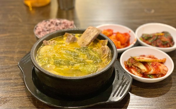 Doma Seolleongtang by null