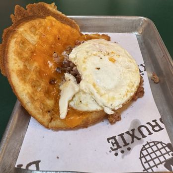 Bruxie - Bacon BACON, EGG & CHEDDAR - Sandwiches Near Me - North Hollywood, California