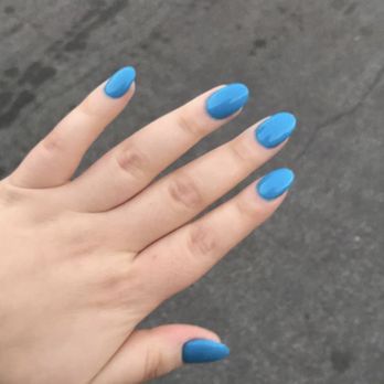 Queen Nails - Short acrylic gel oval - Nail Salons Near Me - El Segundo, California Queen Nails - Short acrylic gel oval - Nail Salons Near Me - El Segundo, California