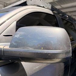 San Diego Gas and Carwash - Eastlake Shell - Missed driver side mirror
