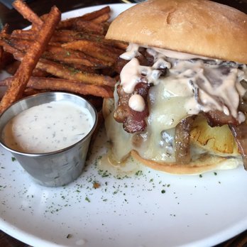 Rivertap - Gangsta - New American Near Me - The Dalles, Oregon