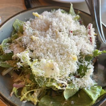 Surdyk's Sidebar - Green salad - Bars Near Me - Minneapolis, Minnesota Surdyk's Sidebar - Green salad - Bars Near Me - Minneapolis, Minnesota