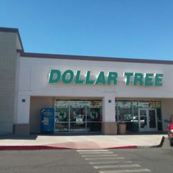 Dollar Tree - Front entrance