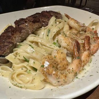 Outback Steakhouse - Kingsland Pasta - Steakhouses Near Me - Fairless Hills, Pennsylvania