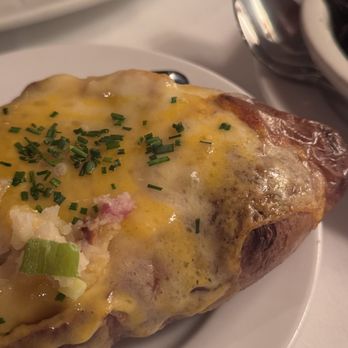 Ken Stewart's Lodge - Twice Baked Potato - New American Near Me - Akron, Ohio