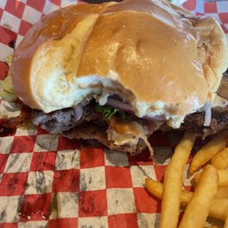 Bacon cheeseburger with pepper jack Cheese Bacon cheeseburger with pepper jack Cheese