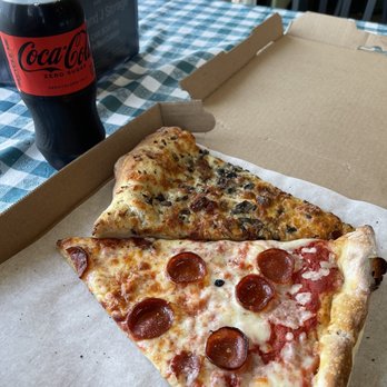 Casa Italiana - Pizza - Delis Near Me - Canandaigua, New York