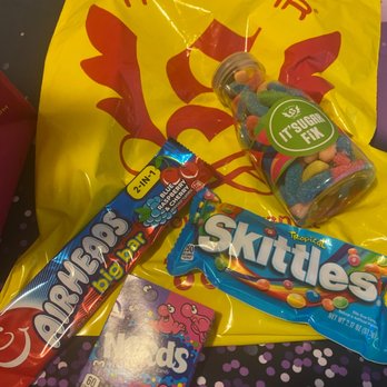 IT'SUGAR - Candy galore - Candy Stores Near Me - Atlanta, Georgia