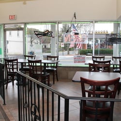 Main St Pizza Cafe - Photo credit: Michael Simckowitz