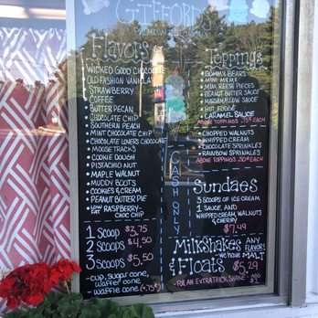 New Guida's Restaurant - Yummy ice cream flavors! - Hot Dogs Near Me - Middlefield, Connecticut New Guida's Restaurant - Yummy ice cream flavors! - Hot Dogs Near Me - Middlefield, Connecticut