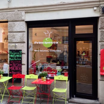 Principessa's - Außenansicht - Macarons Near Me - Munich, BY