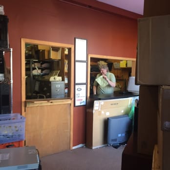 Just Service - Owner hiding his face. The last words out of my mouth I'll leave to your imagination. - Web Design Near Me - Chicago, Illinois