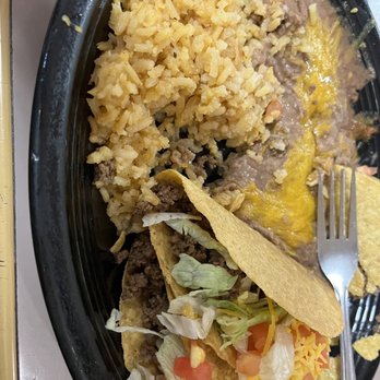 Fermin's Restaurant - Crispy beef taco plate. - Tex-Mex Near Me - Monahans, Texas