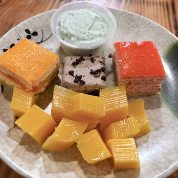 Hiro Japanese Buffet - Sushi Bars Near Me - Aurora, Colorado