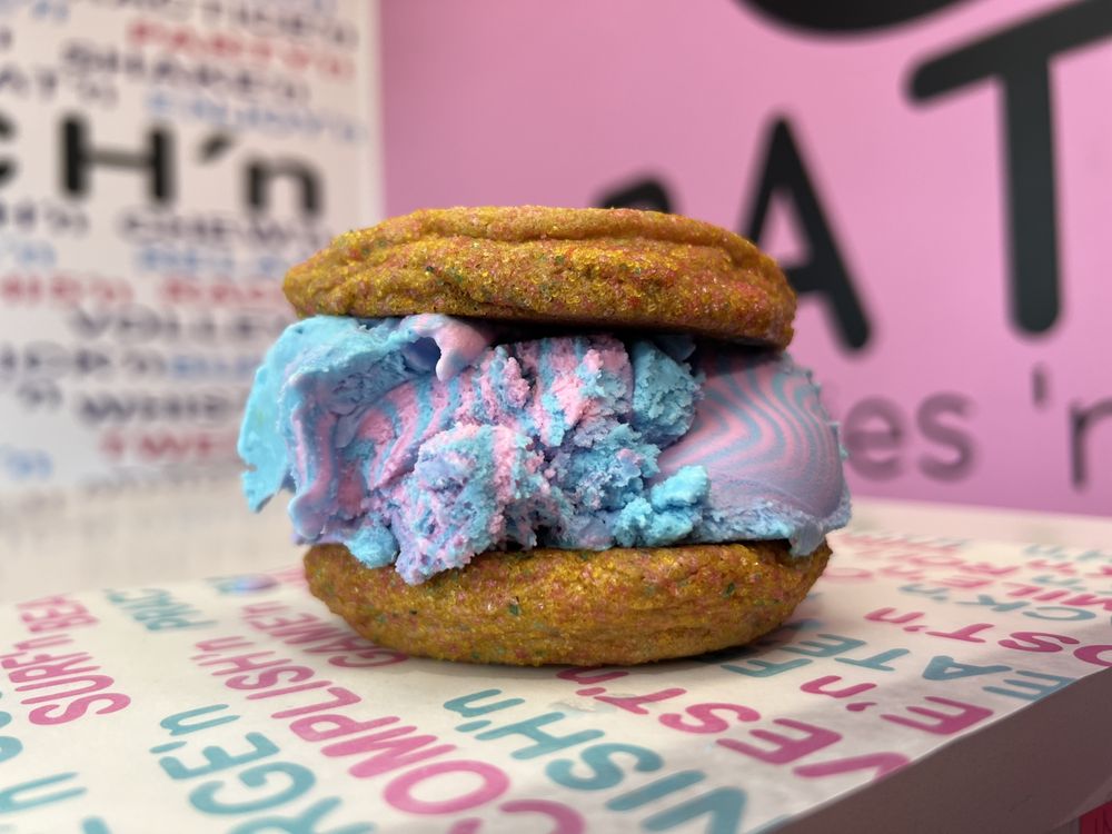Batch Cookies ‘n Cream Logo