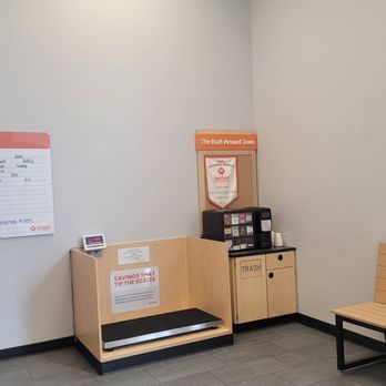 Banfield Pet Hospital - Veterinarians Near Me - Chino, California Banfield Pet Hospital - Veterinarians Near Me - Chino, California