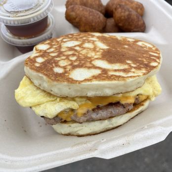 Springwater Cart Park - breakfast sandwich and pups - Food Court Near Me - Portland, Oregon