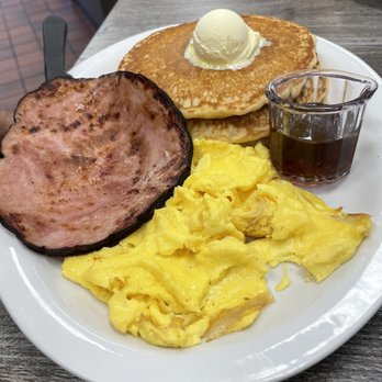 Biscuits Cafe - Pancakes Short Stack (3), eggs and ham. - Breakfast & Brunch Near Me - Peoria, Arizona Biscuits Cafe - Pancakes Short Stack (3), eggs and ham. - Breakfast & Brunch Near Me - Peoria, Arizona
