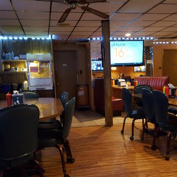 Starlite Room - Restaurant Area Pic 1 - American Near Me - Cedar Rapids, Iowa