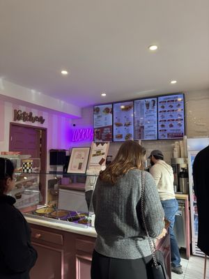 Lilys Chocolate & Coffee by null