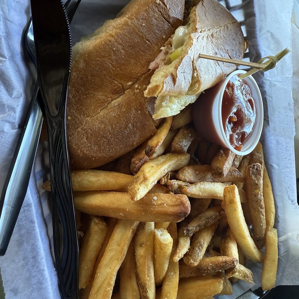 Square Grouper Tiki Bar - Cuban sandwich - Tiki Bars Near Me - Jupiter, Florida Square Grouper Tiki Bar - Cuban sandwich - Tiki Bars Near Me - Jupiter, Florida